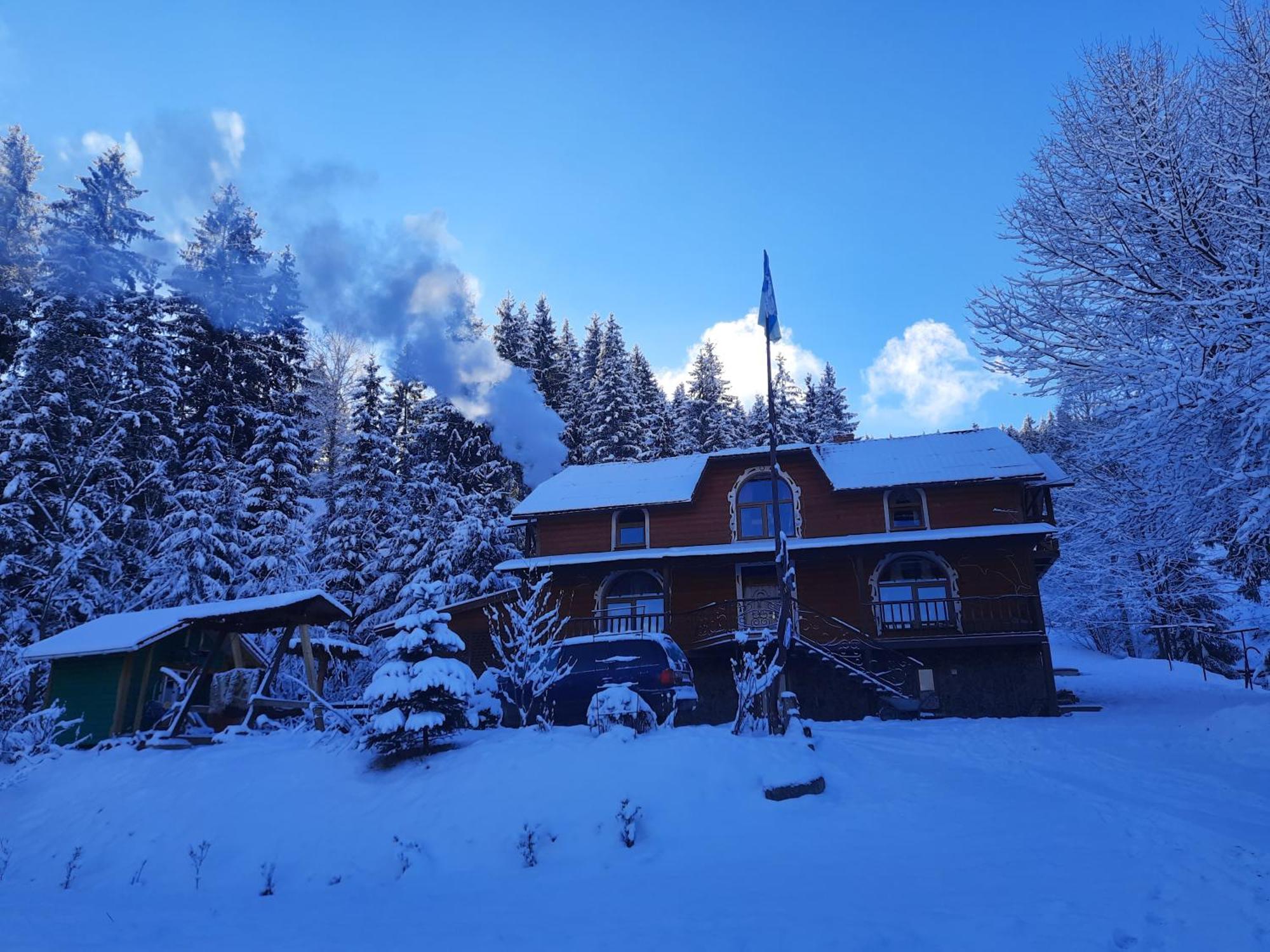 Kitica House Hotell Verkhovijna Eksteriør bilde